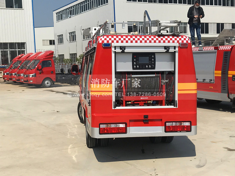 �|�L��ˮ�F1��΢������܇�����Ͱ桿