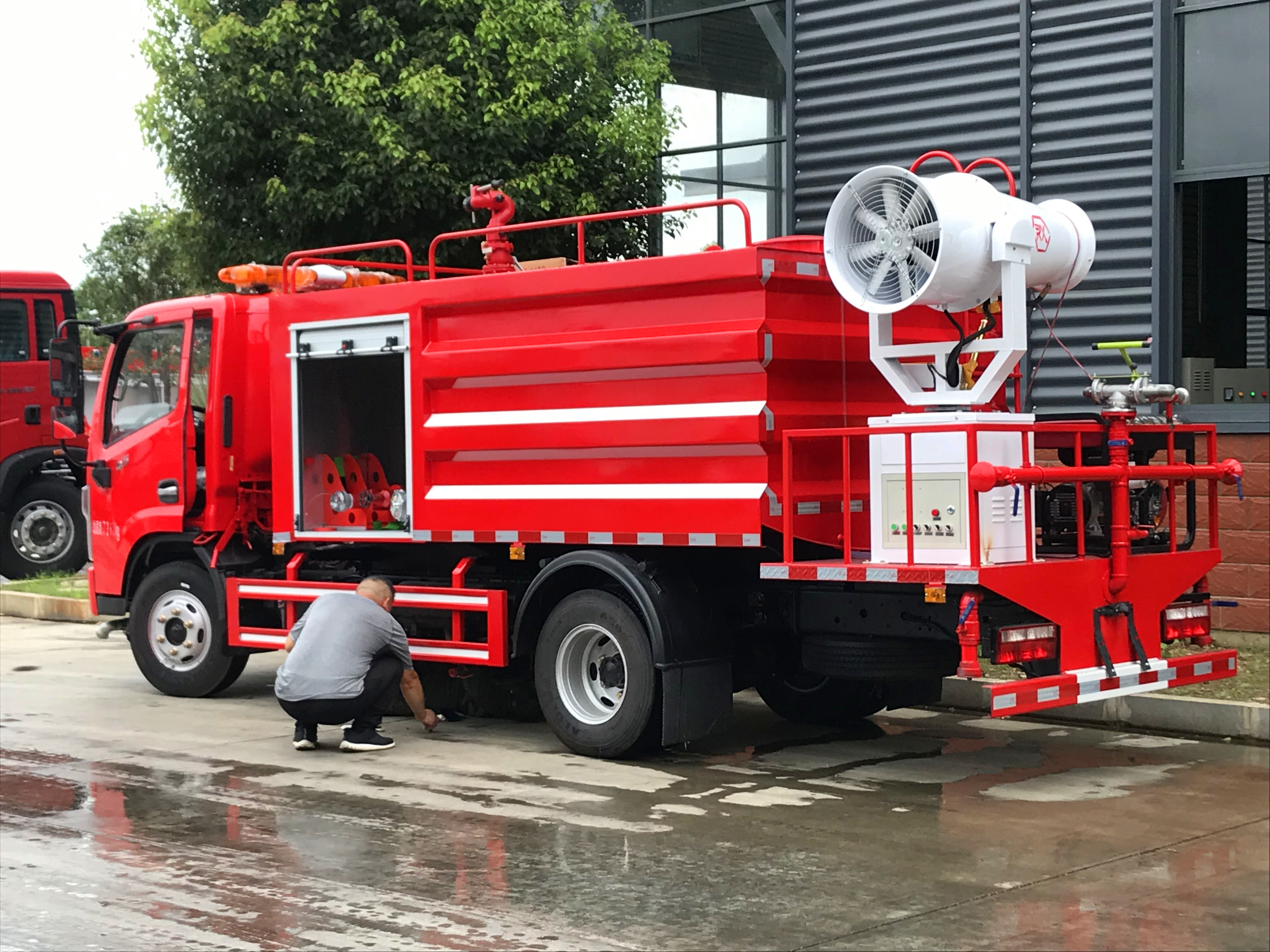 �|�L4����^��ˮ����܇�����F�ڣ�