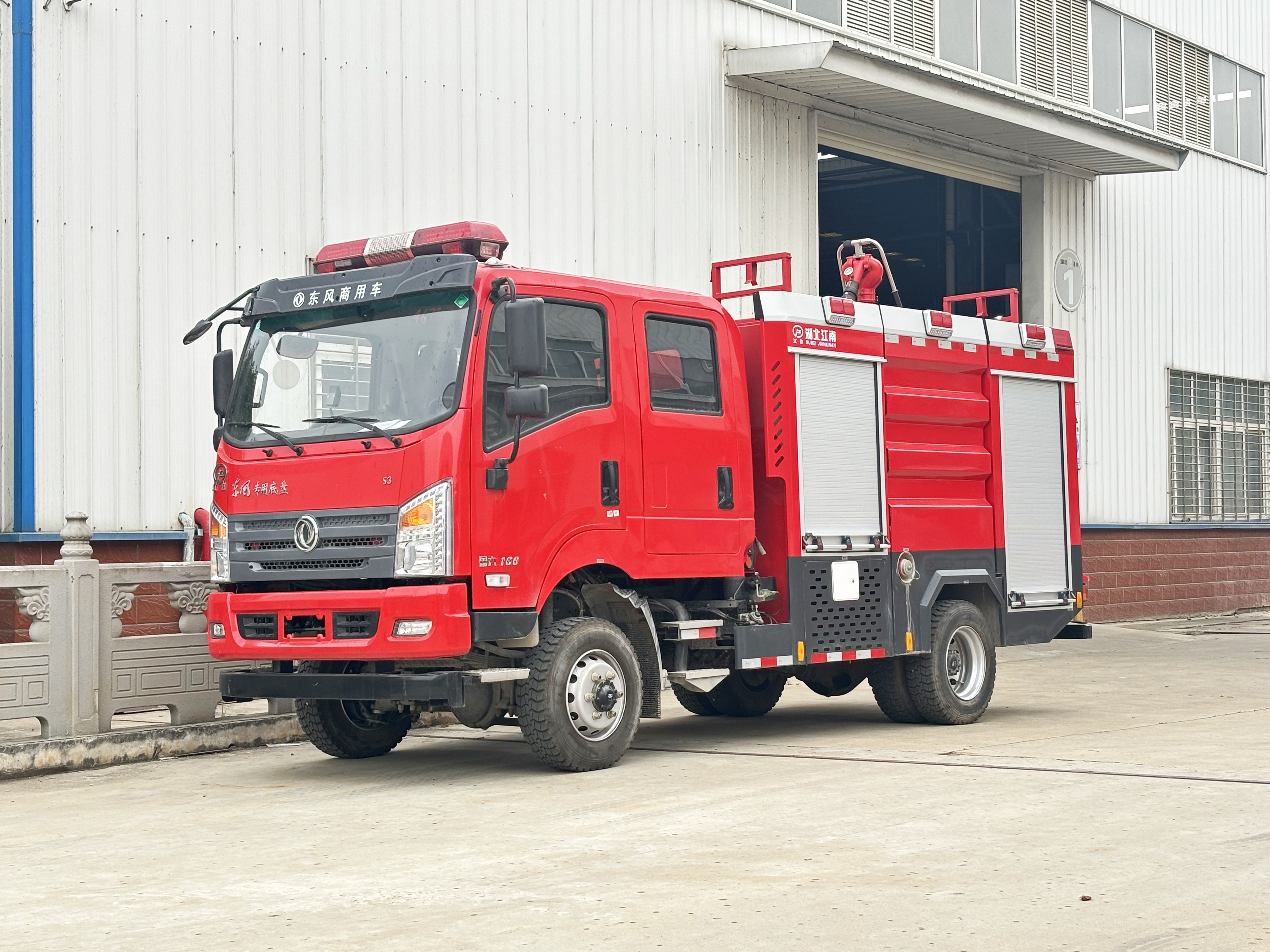 �|�L(f��ng)���(q��)4��ˮ����ĭ����܇(ch��)